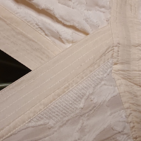 Vintage Deep V-Neck Ruffled Party Dress by WALTER - Picture 3 of 10